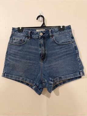 PacSun Mom Rolled Hem Denim Shorts-Medium Wash